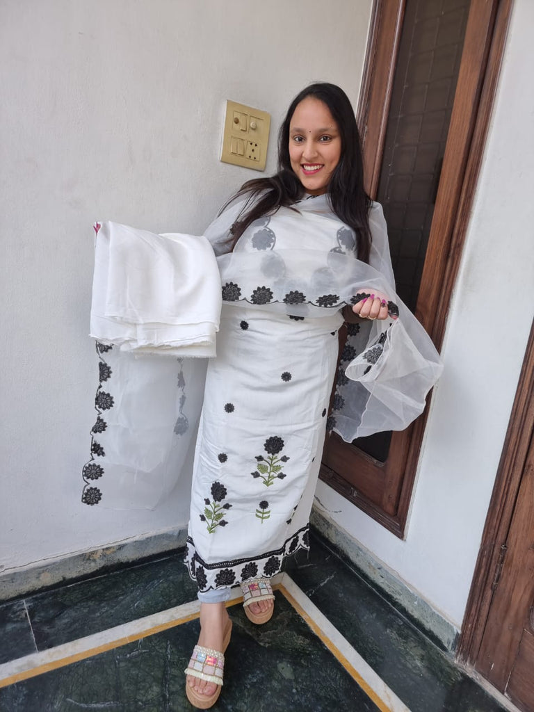 Elegant White color Floral suit