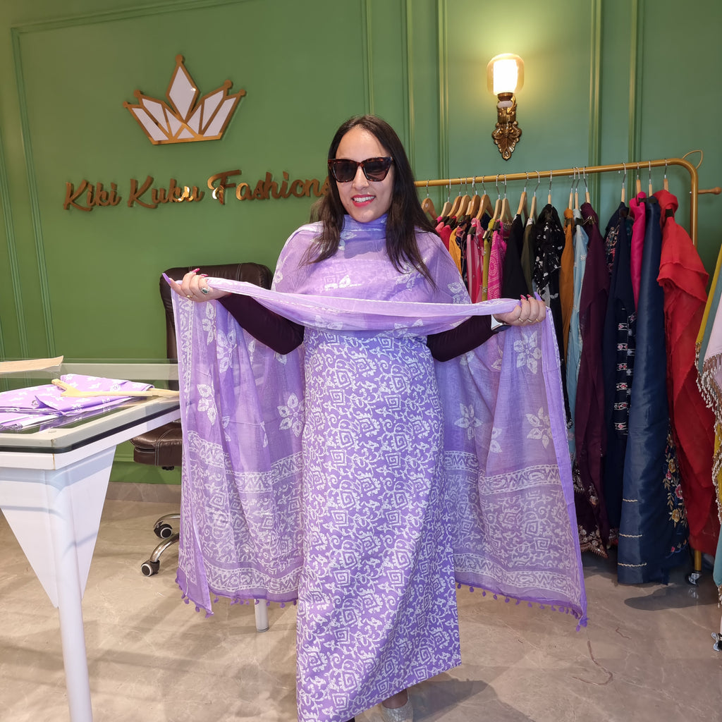 Lavender Noor