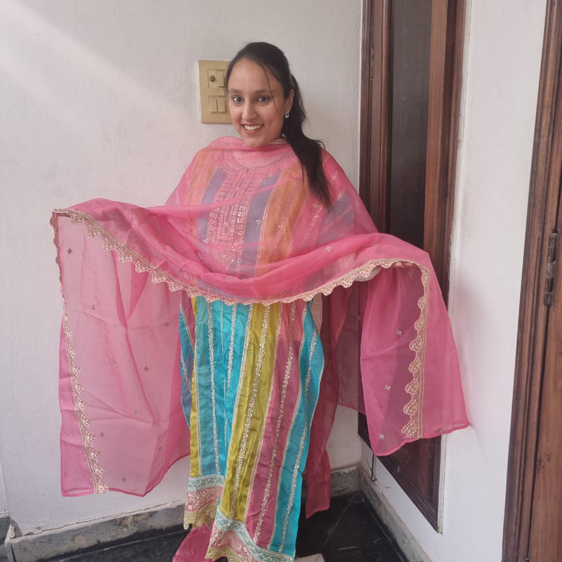 latest melty color suit Pink Shade