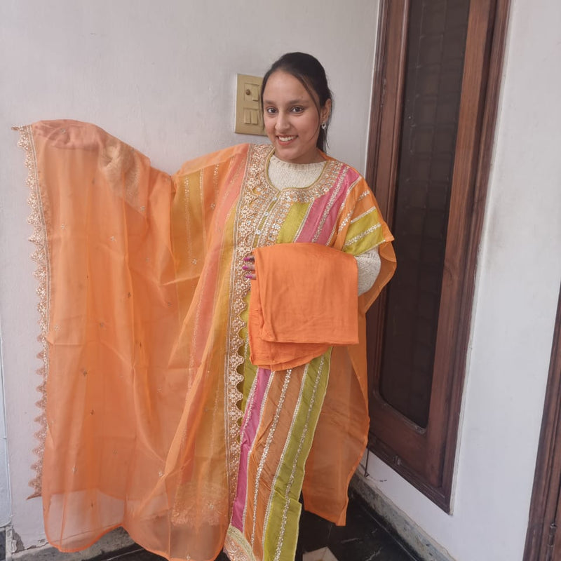 latest melty color suit orange shade