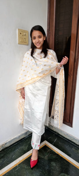 Elegant White Embroidered Cotton Suit
