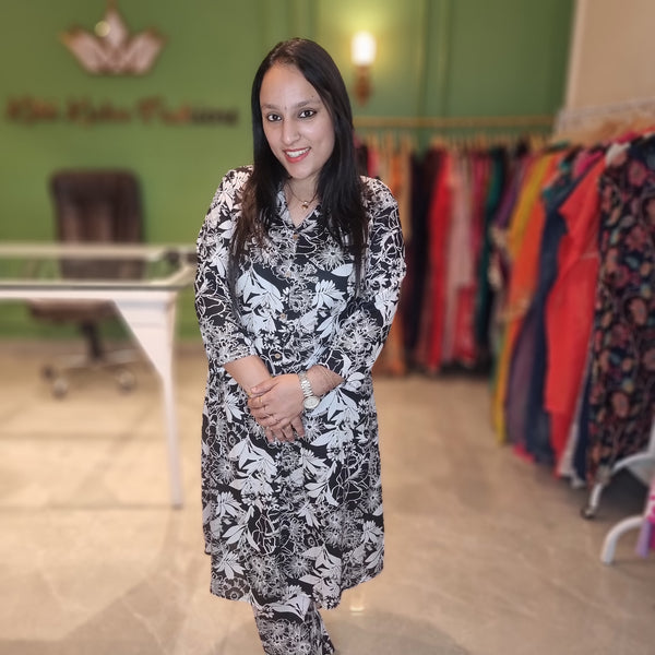 Monochrome Grace Cotton Cordset