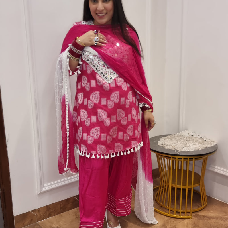 Gulnaar Mirror Muse Set